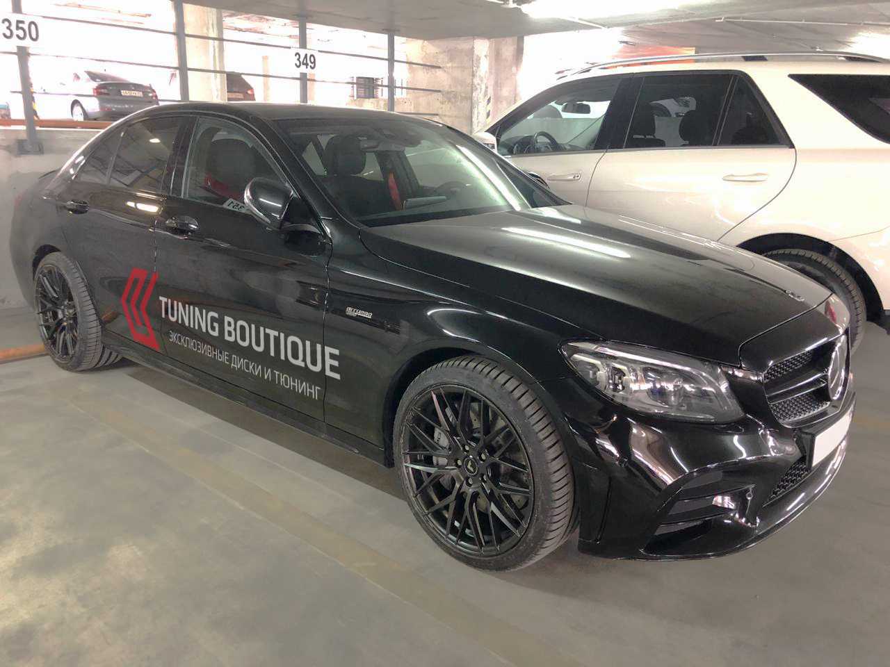 Mercedes C Class на 19" дисках Vorsteiner V-FF107 Carbon Graphite фото 1